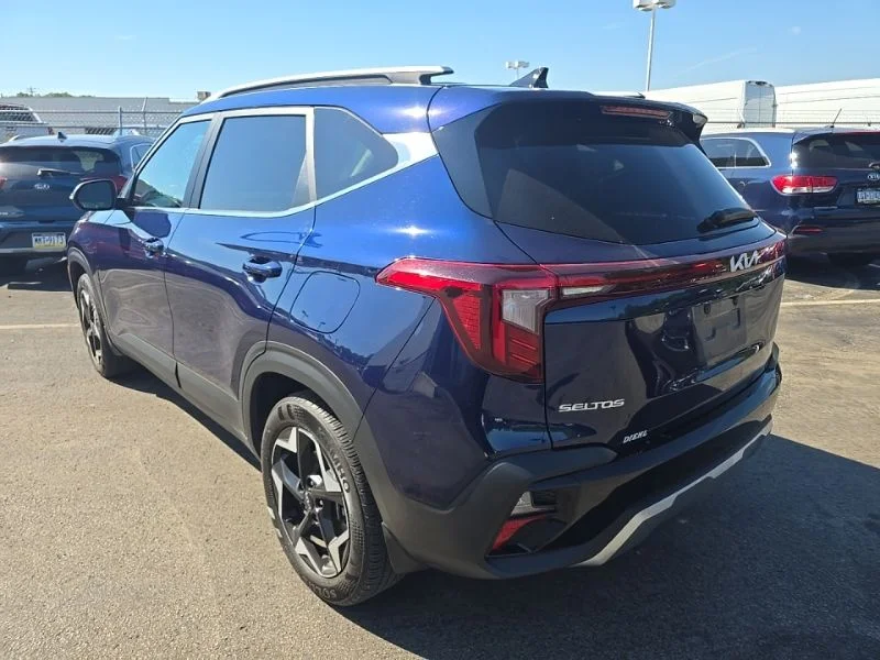 Used 2024 Blue Kia EX image 6