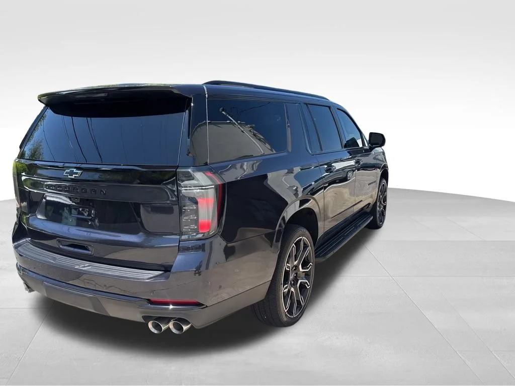 Used 2025 Gray Chevrolet RST image 8