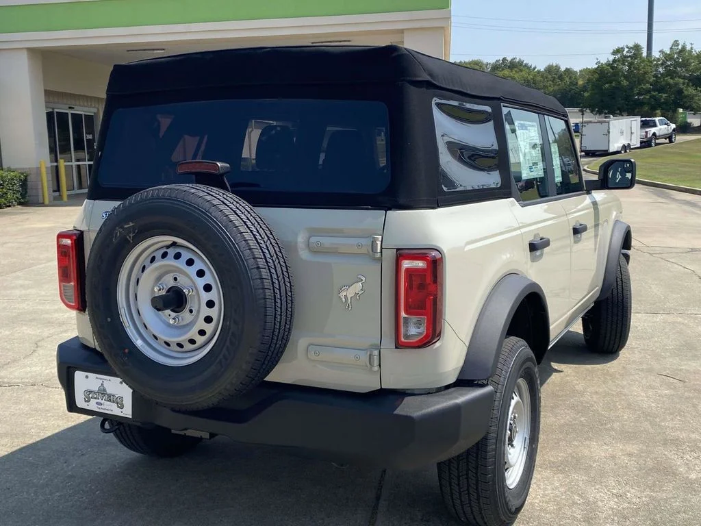 New 2025 Beige Ford Base image 3