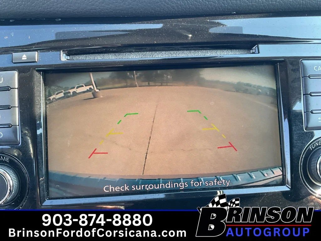 Used 2021 Gun Metallic Nissan SV image 28