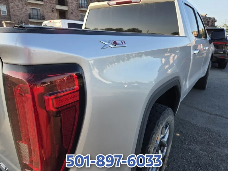 Used 2022 Quicksilver Metallic GMC SLT image 7