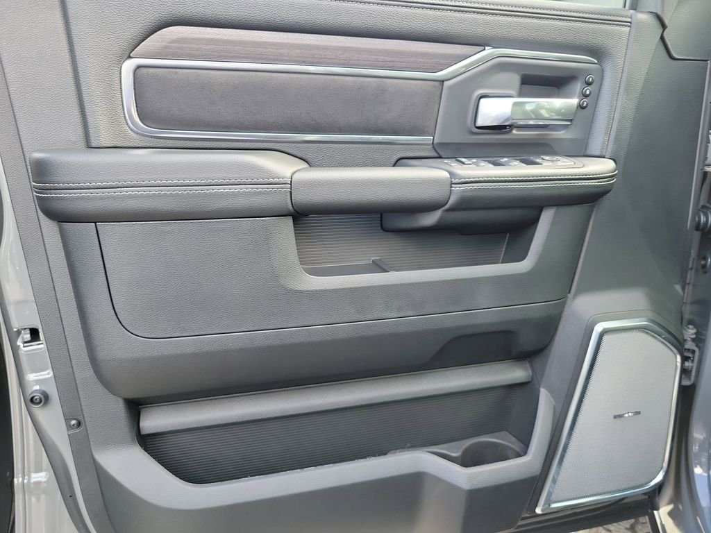 New 2026 Ceramic Gray Clear-Coat Exterior Paint RAM Laramie image 21