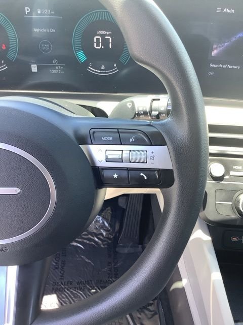 2025 Hyundai Tucson SE - Photo 28