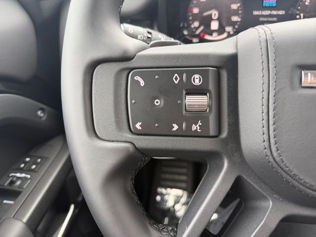 New 2026 Santorini Black Land Rover V8 image 22