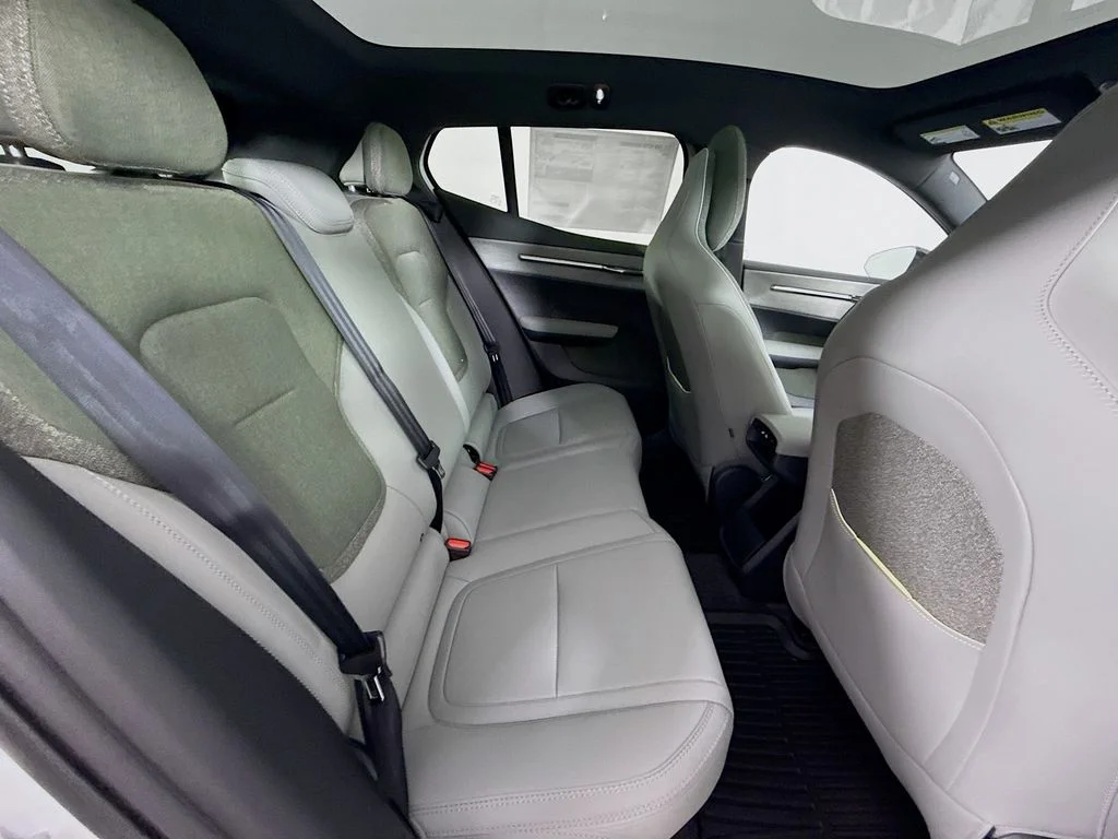 New 2026 Crystal White Volvo Twin Motor Performance Ultra image 19