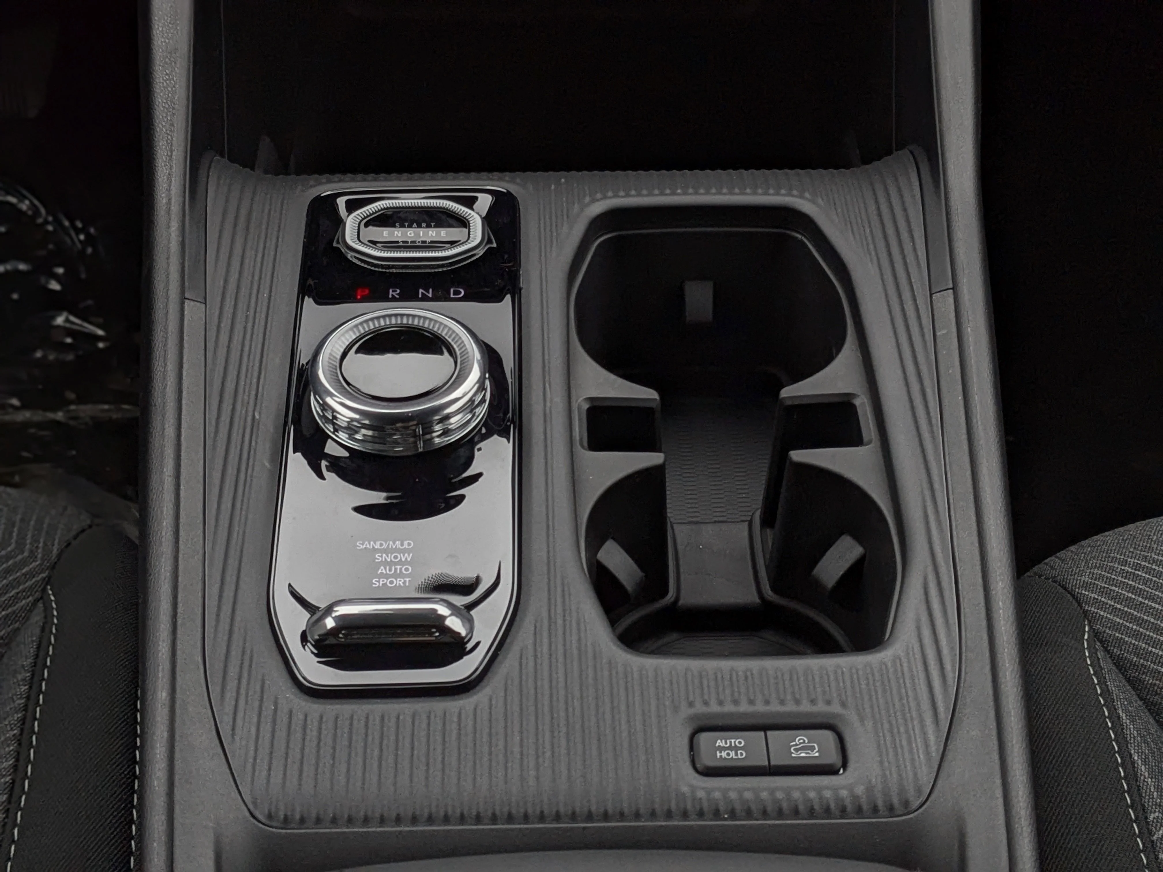 New 2026 Red Jeep Laredo - - 1.6L Turbo Hybrid - 12.3 Uconnect 5 Display - Selec-Terrain System - Active Driving Assi image 25
