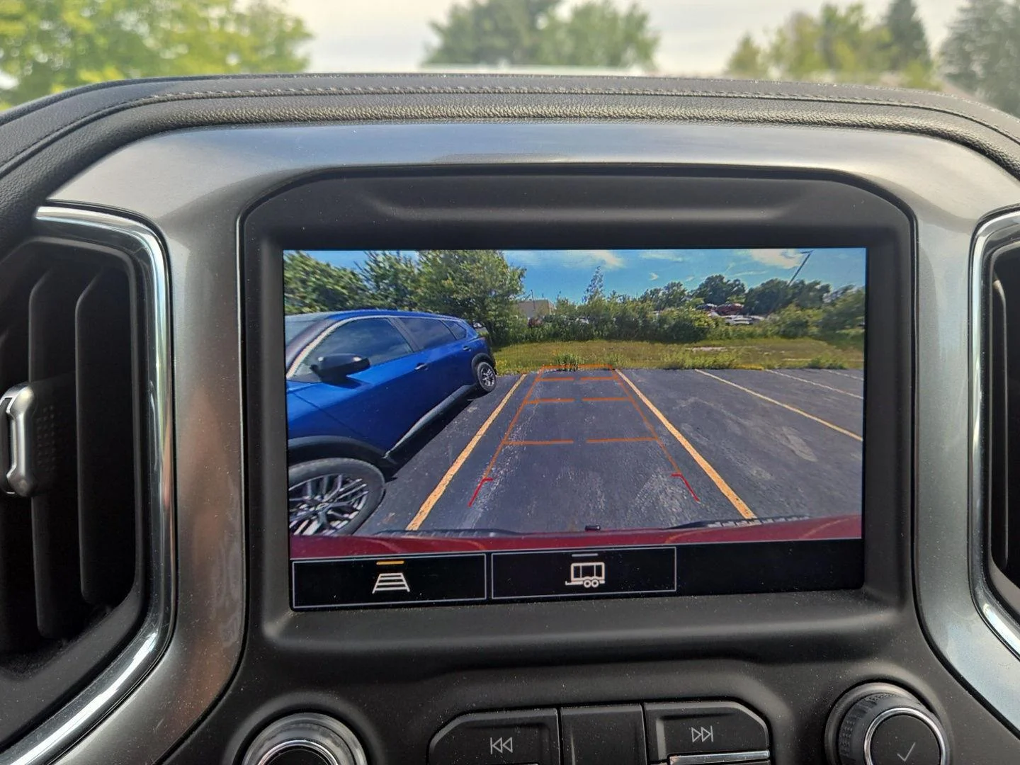 Used 2022 Cherry Red Tintcoat Chevrolet RST image 4