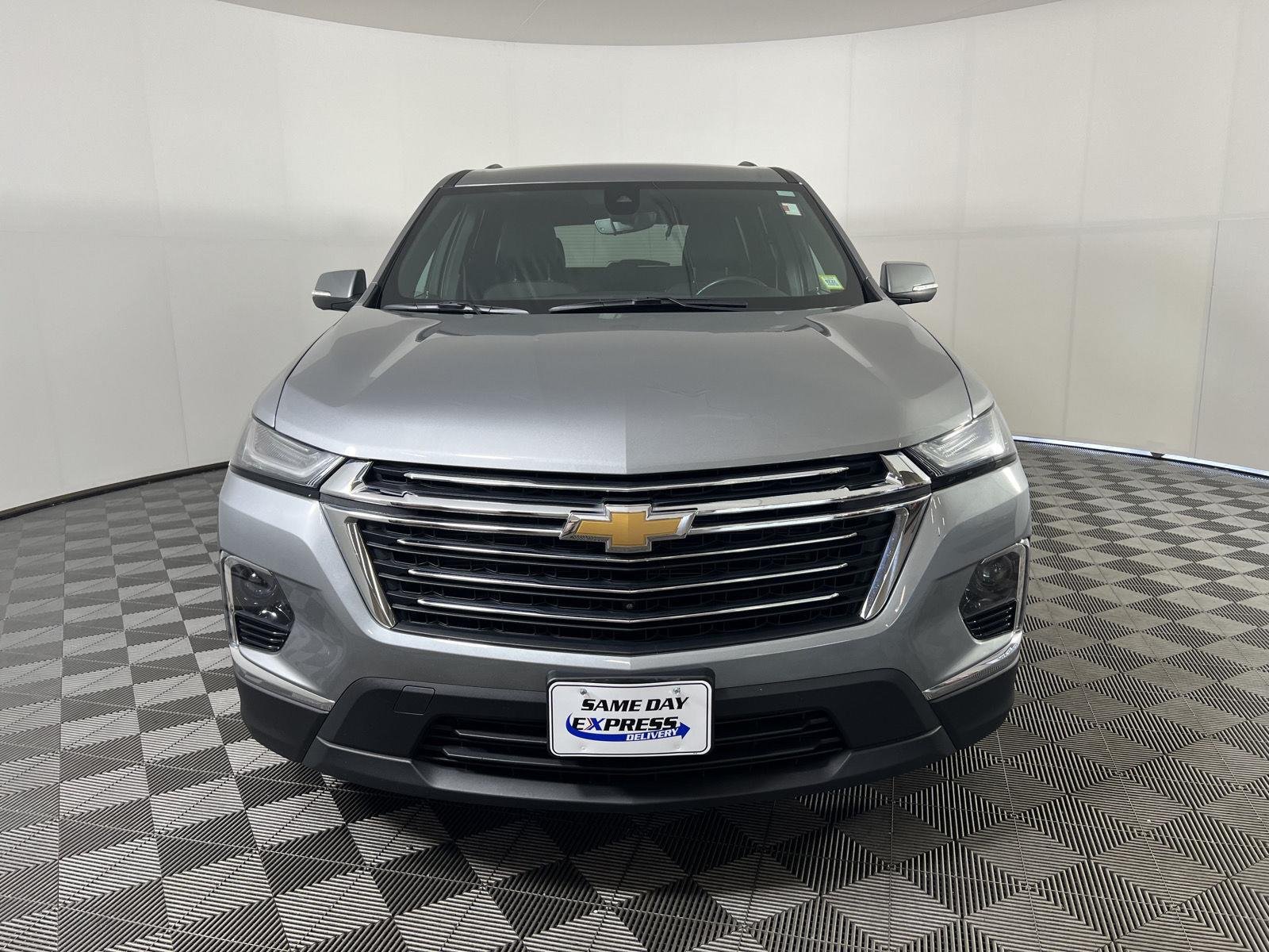 Used 2023 Sterling Gray Metallic Chevrolet LT Cloth image 32