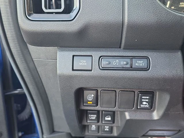 Used 2025 Blue Nissan PRO-4X image 27