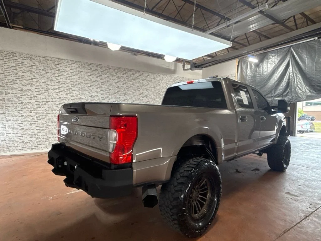 Used 2020 Stone Gray Metallic Ford XL image 7