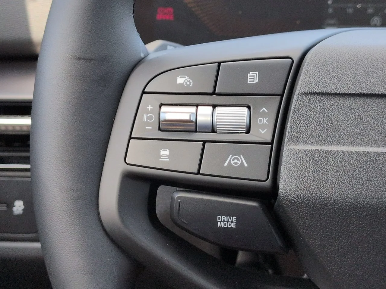 New 2026 Glacial White Kia EX image 29