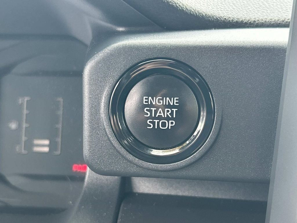 2024 Toyota Tacoma SR - Photo 23