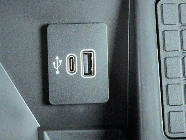 New 2026 Star White Metallic Tri-Coat Ford King Ranch® image 24