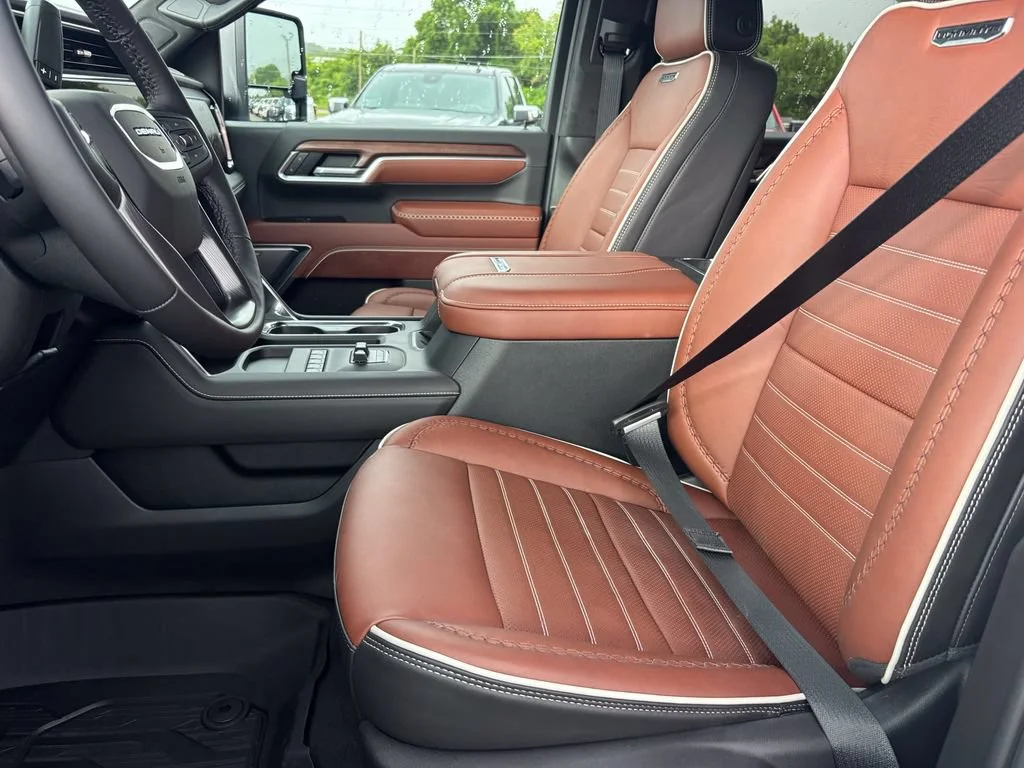 New 2026 Glacier White Tricoat GMC Denali Ultimate image 14