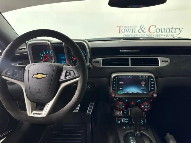 Used 2013 Gray Chevrolet ZL1 image 18