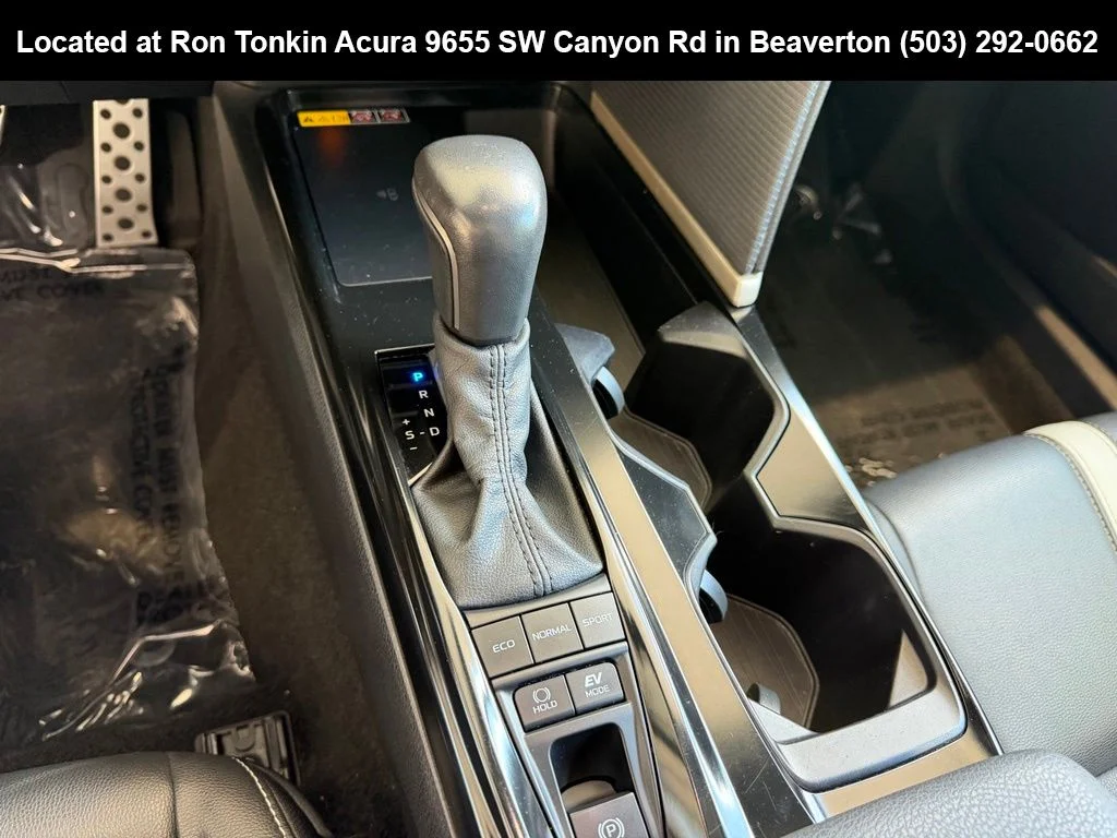 Used 2025 Heavy Metal/Midnight Black Metallic Toyota SE image 25