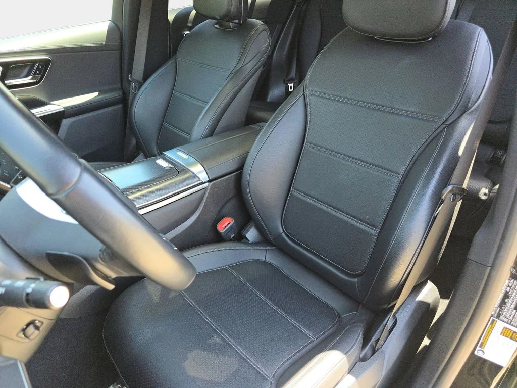 2024 Mercedes-Benz GLC GLC 300 - Photo 18