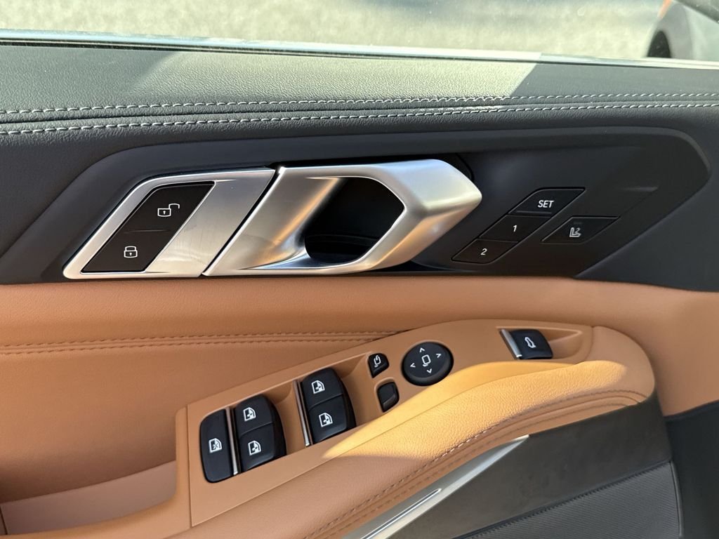 New 2026 Gray Metallic BMW xDrive40i image 13