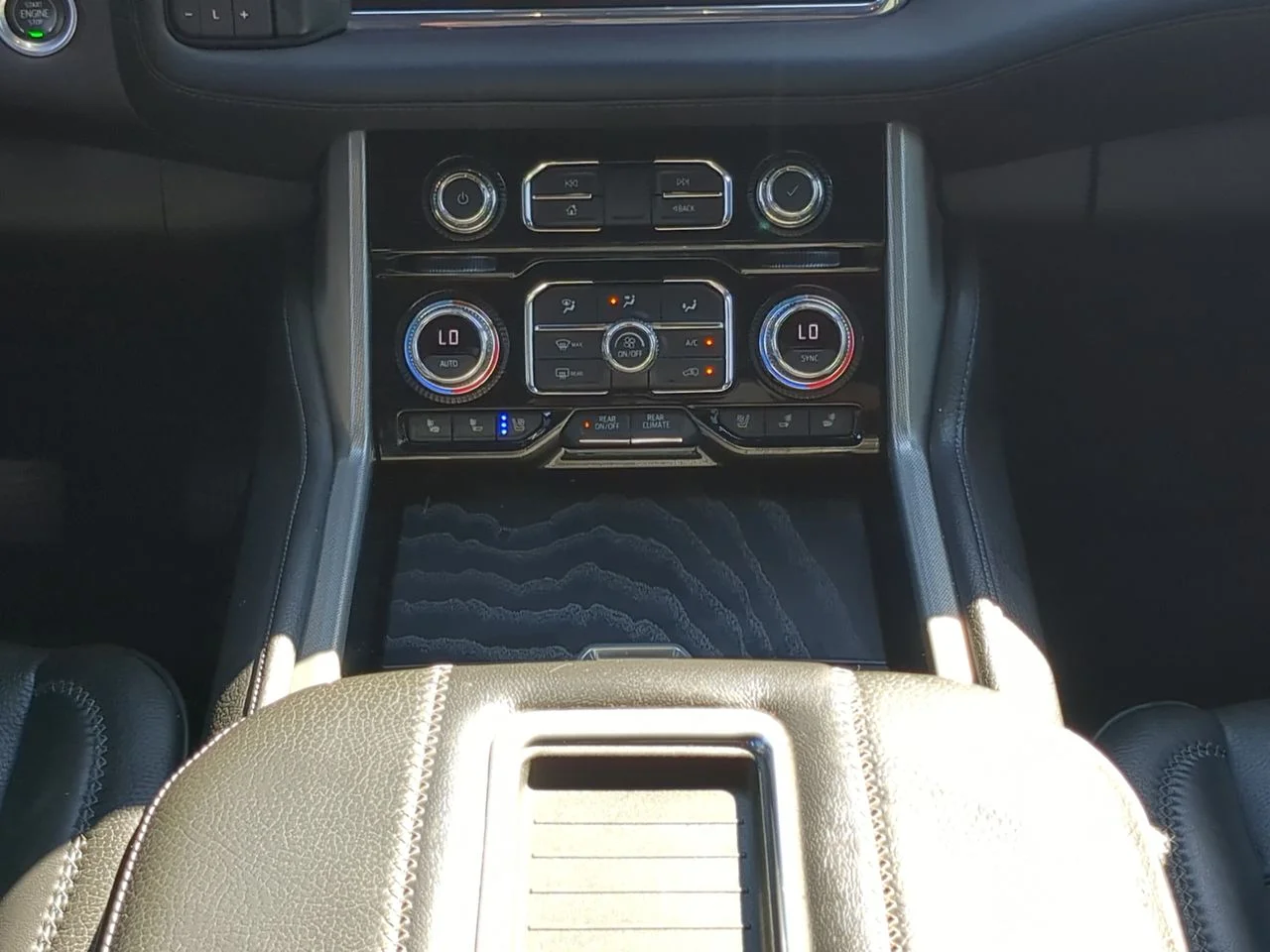 2021 GMC Yukon Denali - Photo 53