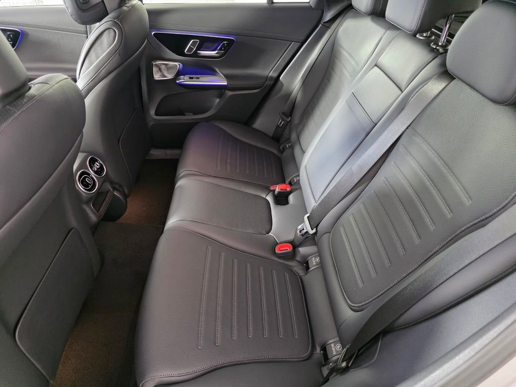 New 2026 MANUFAKTUR Alpine Grey Mercedes-Benz GLC 300 image 26