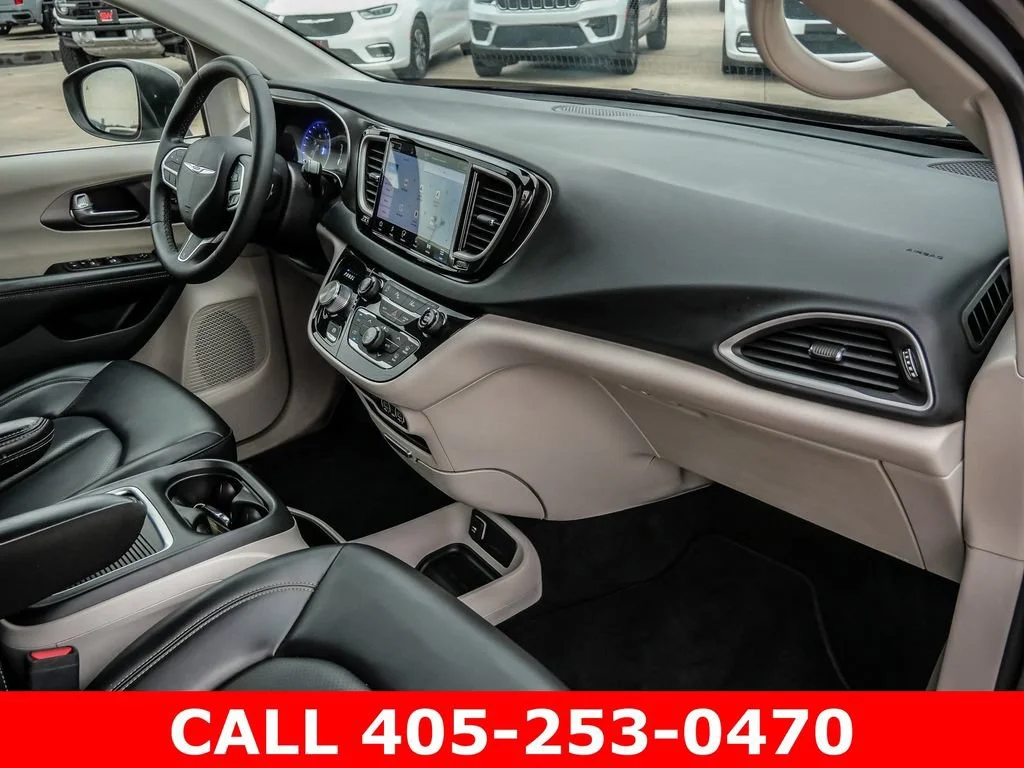 Used 2023 Gray Chrysler Touring L image 16