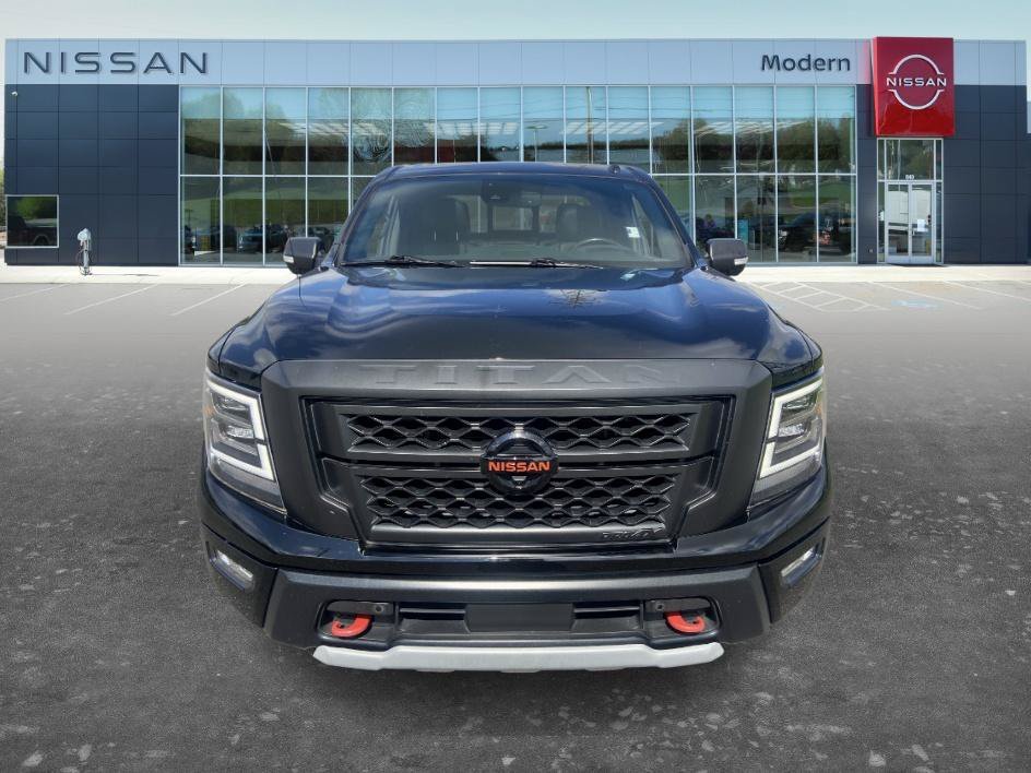 Used 2021 Super Black Nissan PRO-4X image 2