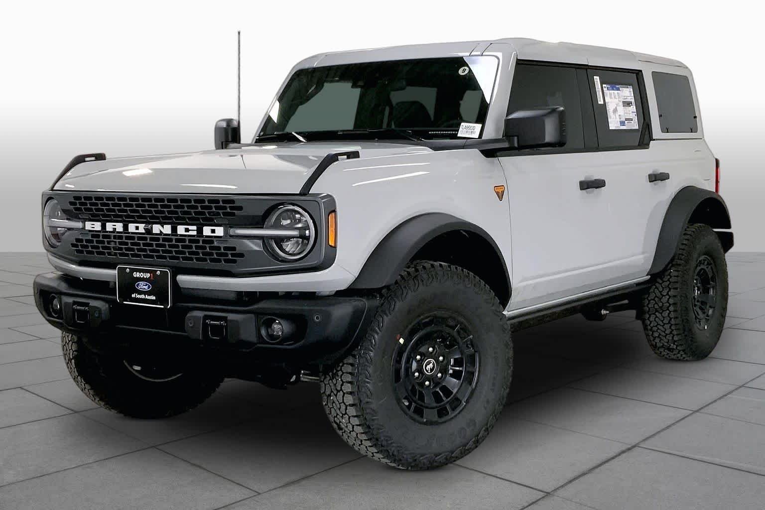 New 2026 Avalanche Gray Ford Badlands® image 22