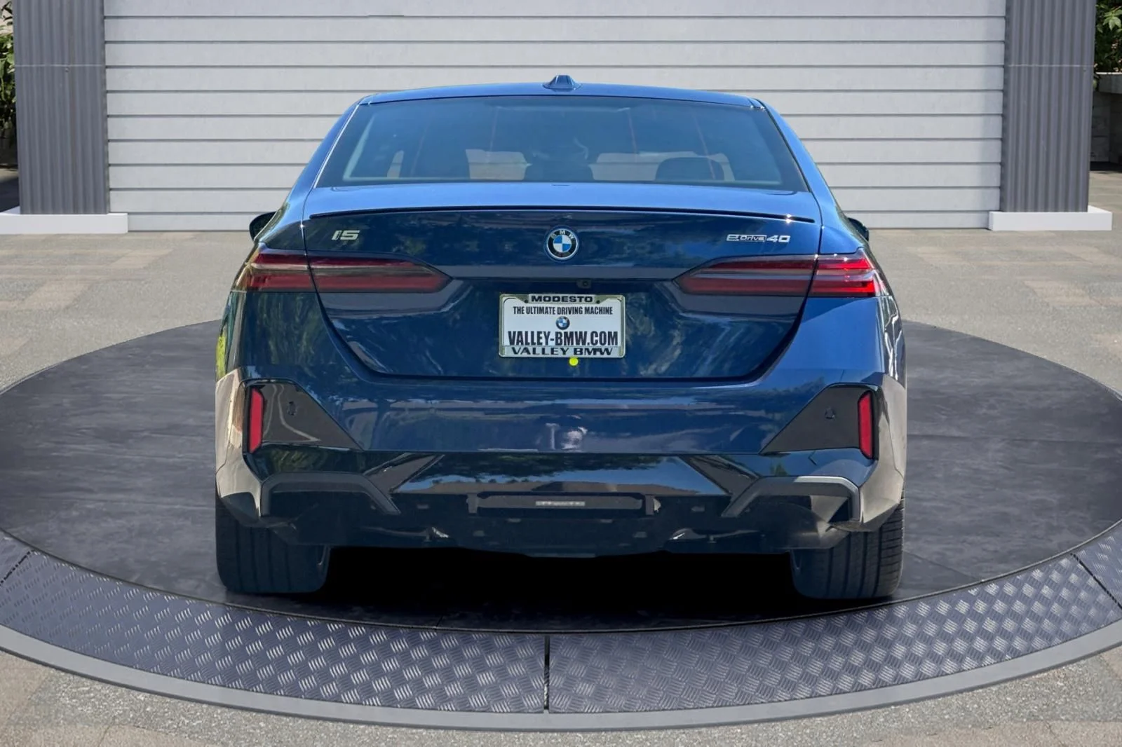 New 2027 Blue BMW eDrive40 image 5