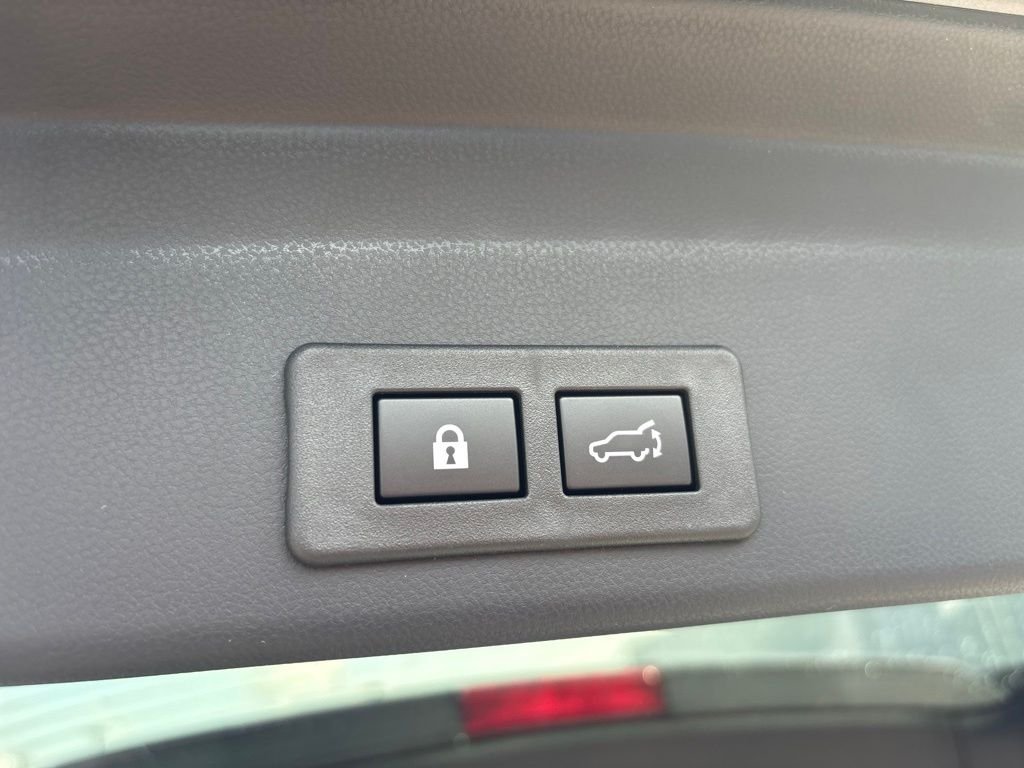 New 2026 MAGNETITE GRAY METALLIC Subaru Limited 7-Passenger image 26