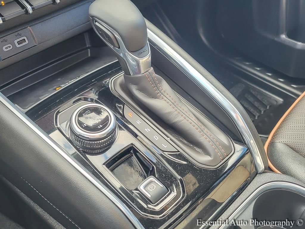 2026 GMC CANYON - Image 17