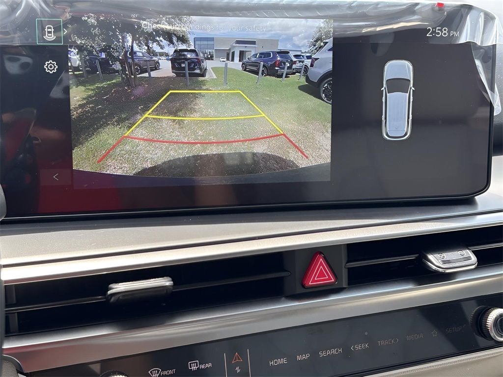 Used 2025 Black Kia S image 19