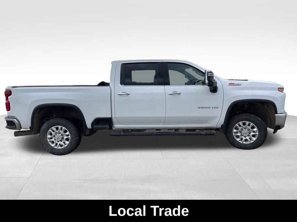 2023 Chevrolet Silverado 2500HD LTZ photo 2