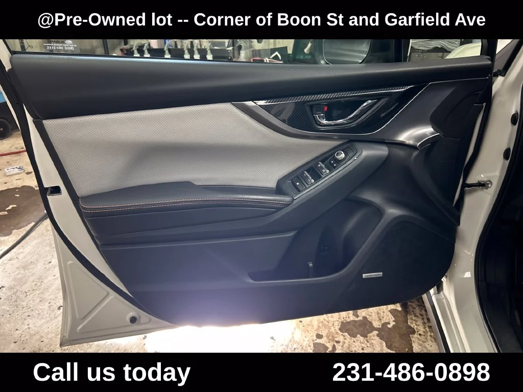Used 2018 White Subaru 2.0i Limited image 16
