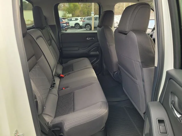 2026 Nissan Frontier SV - Photo 11