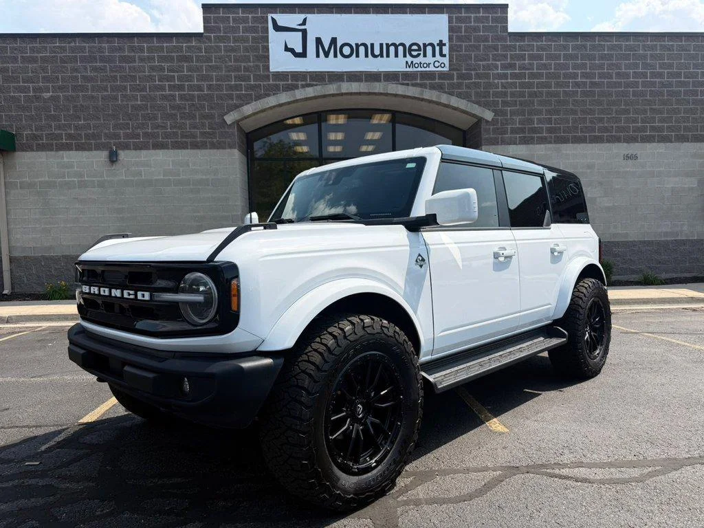 2025 Ford Bronco Outer Banks 4x4's photo