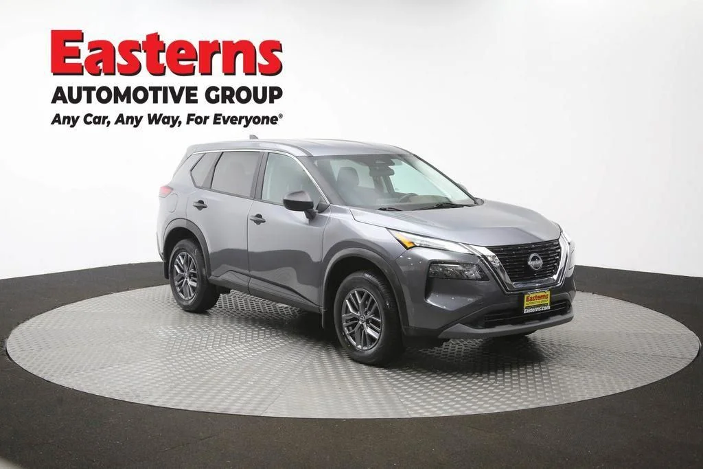 Used 2023 Gray Nissan S image 52