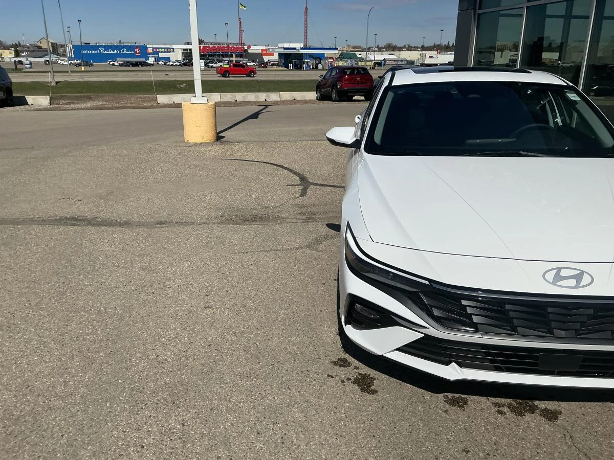 New 2026 White Hyundai Luxury image 8