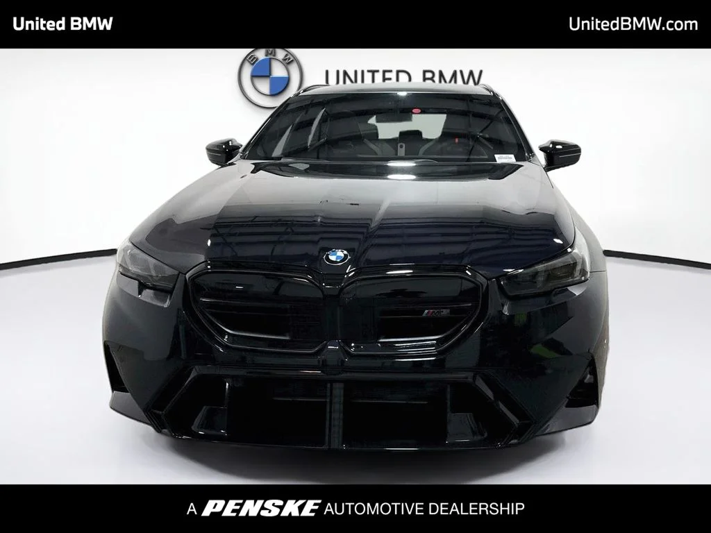 New 2027 Carbon Black Metallic BMW TOURING image 2