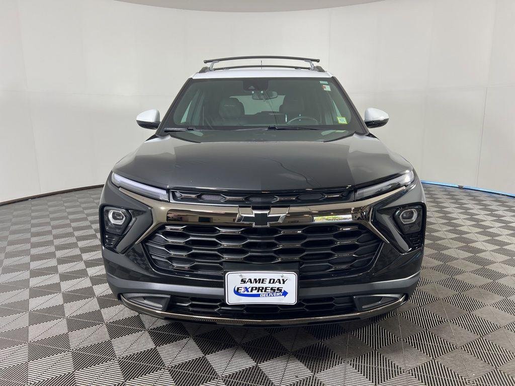Used 2024 Black Metallic Chevrolet ACTIV image 28