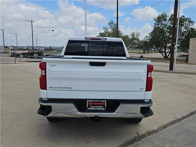 Used 2025 Summit White Chevrolet LT w/1LT 4x4 Crew Cab 5.75 ft. box 147.4 in. WB image 3
