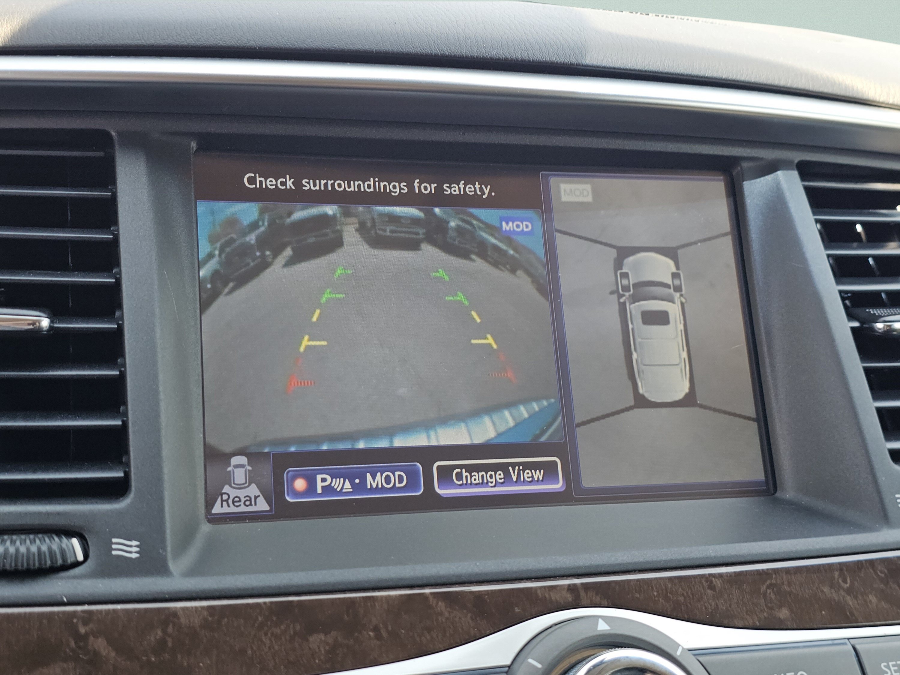 Used 2015 Black Obsidian INFINITI Base image 12