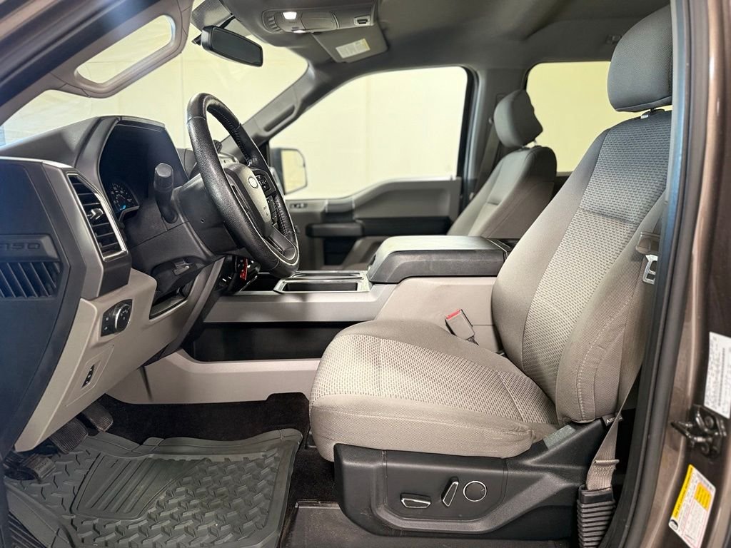 Used 2015  Ford XLT image 11