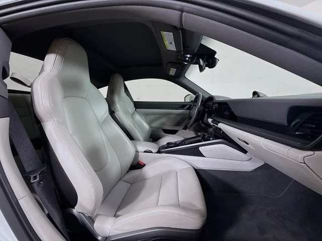 Used 2020 White Porsche Carrera S image 28