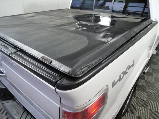 Used 2010  Ford Lariat image 11