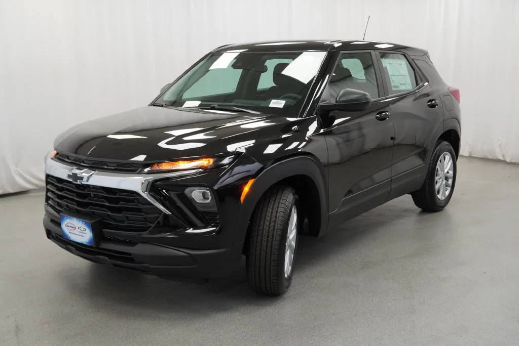 New 2026 Mosaic Black Metallic Chevrolet LS image 18