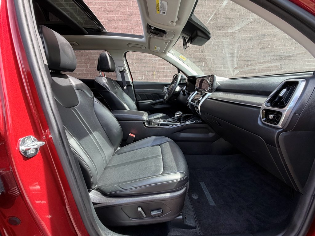 Used 2021 Passion Red Tintcoat Kia SX image 15