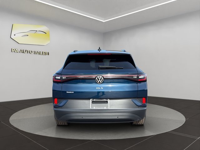 Used 2023 Blue Volkswagen Pro image 6