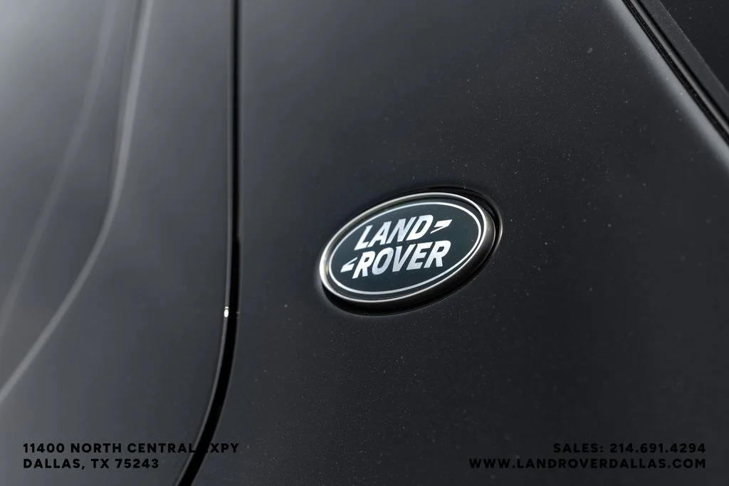 New 2026 Santorini Black Metallic Land Rover Landmark image 42