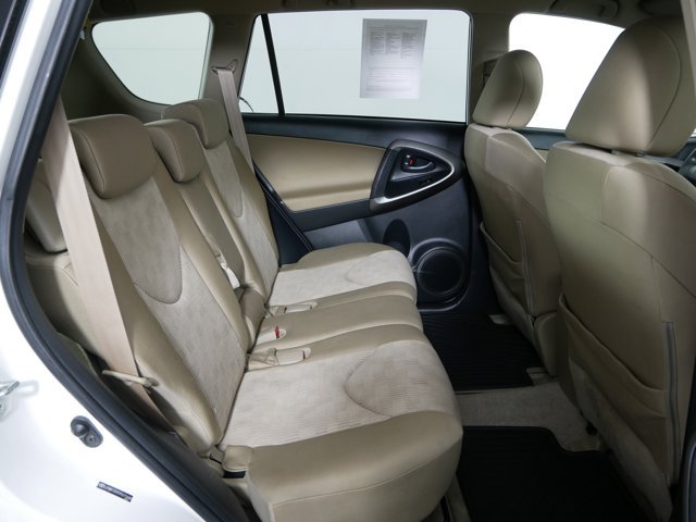 Used 2009 Super White Toyota w/ Extra Value Pkg image 14