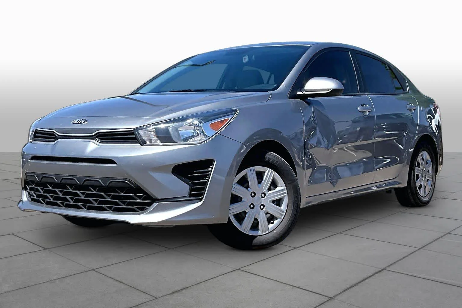 2021 Kia Rio S iVT's photo